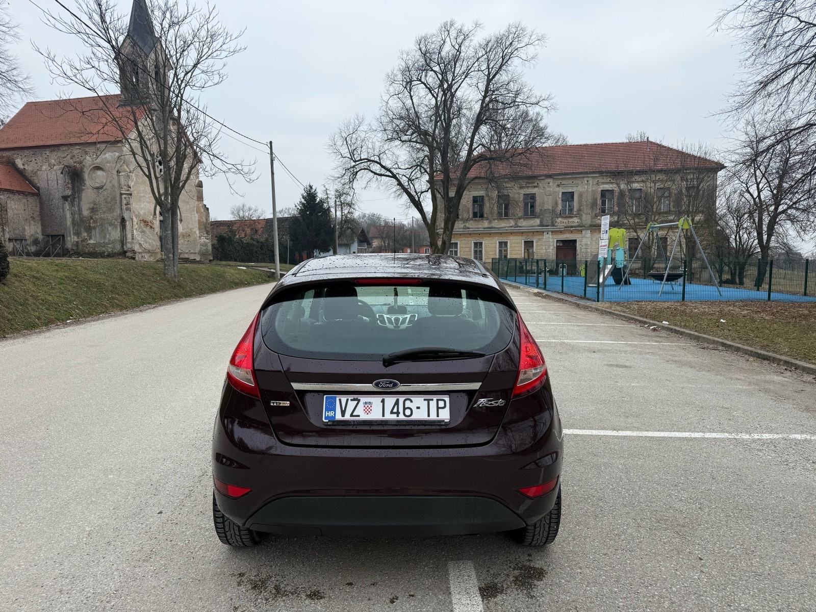 Ford Fiesta 1,6, fotografija 8