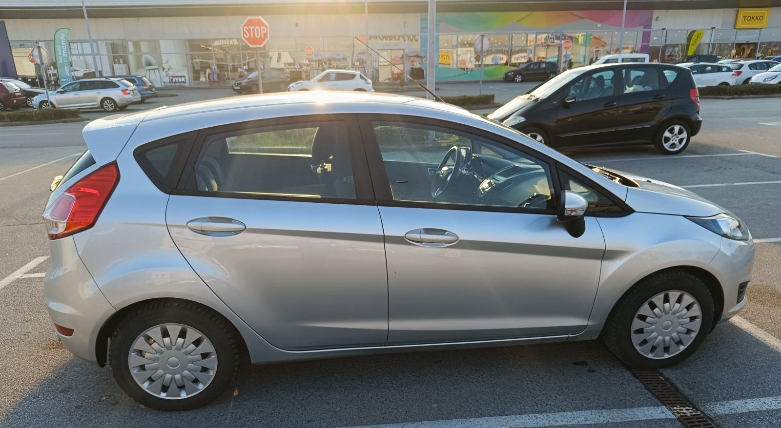 Ford Fiesta 1,6 TDCI, veliki i mali servis ovlašteni Ford, ekonomičan, fotografija 5
