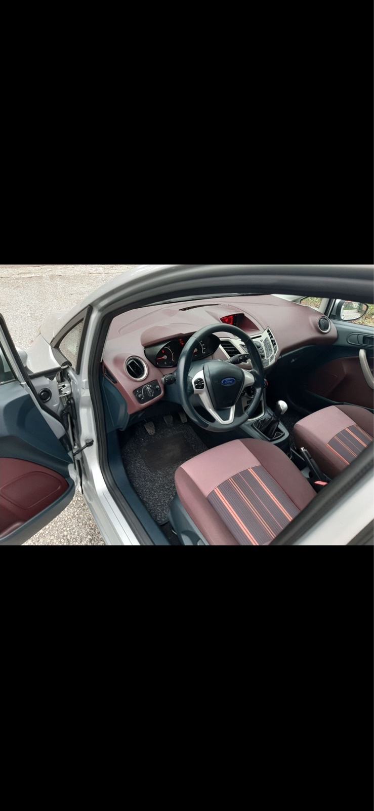 Ford Fiesta 1,6 tdi, fotografija 8