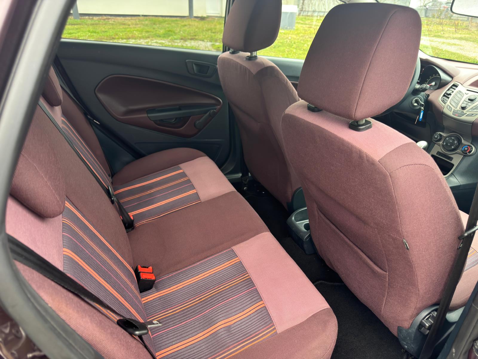 Ford Fiesta 1,6 TDCI-2011gd.md-KLIMA-media,152tkm,5vrata,1.vla,KARTICE, fotografija 20