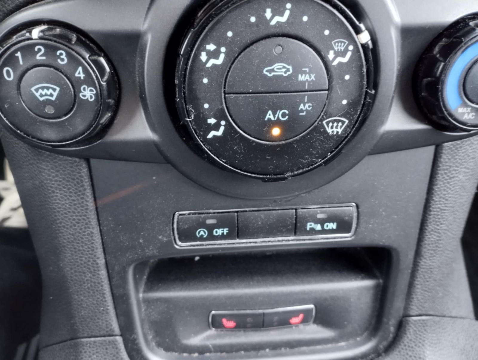 Ford Fiesta 1,6 tdci 70 kW-veliki servis, fotografija 10