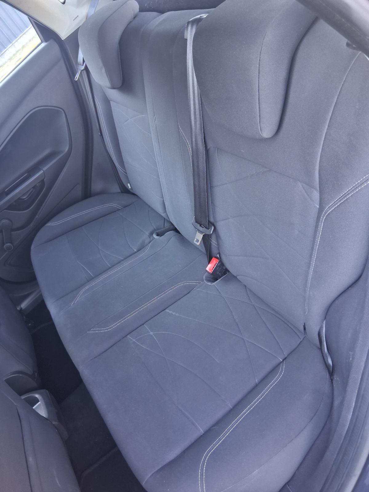 Ford Fiesta 1,6-tdci - ODLICAN - 198.000km - REG.CILU GODINU, fotografija 14