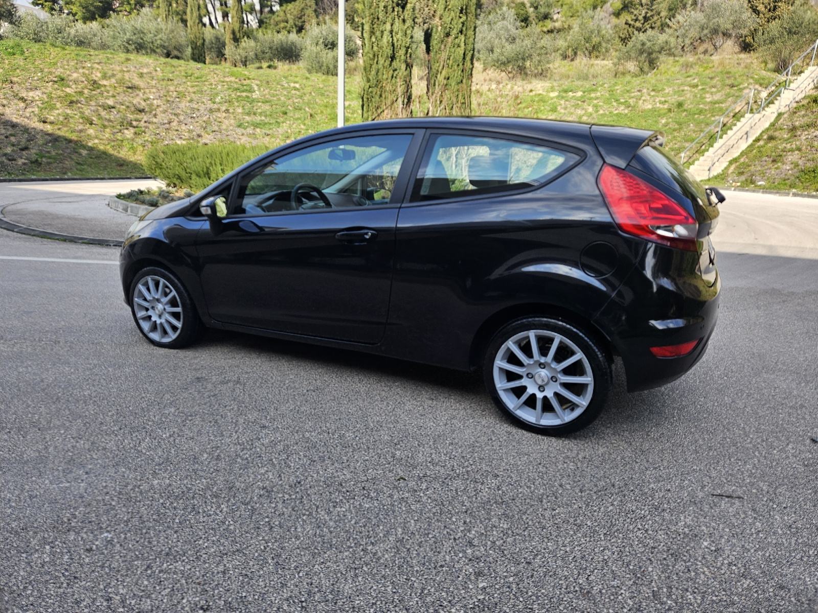 Ford Fiesta 1,6 tdci, fotografija 8