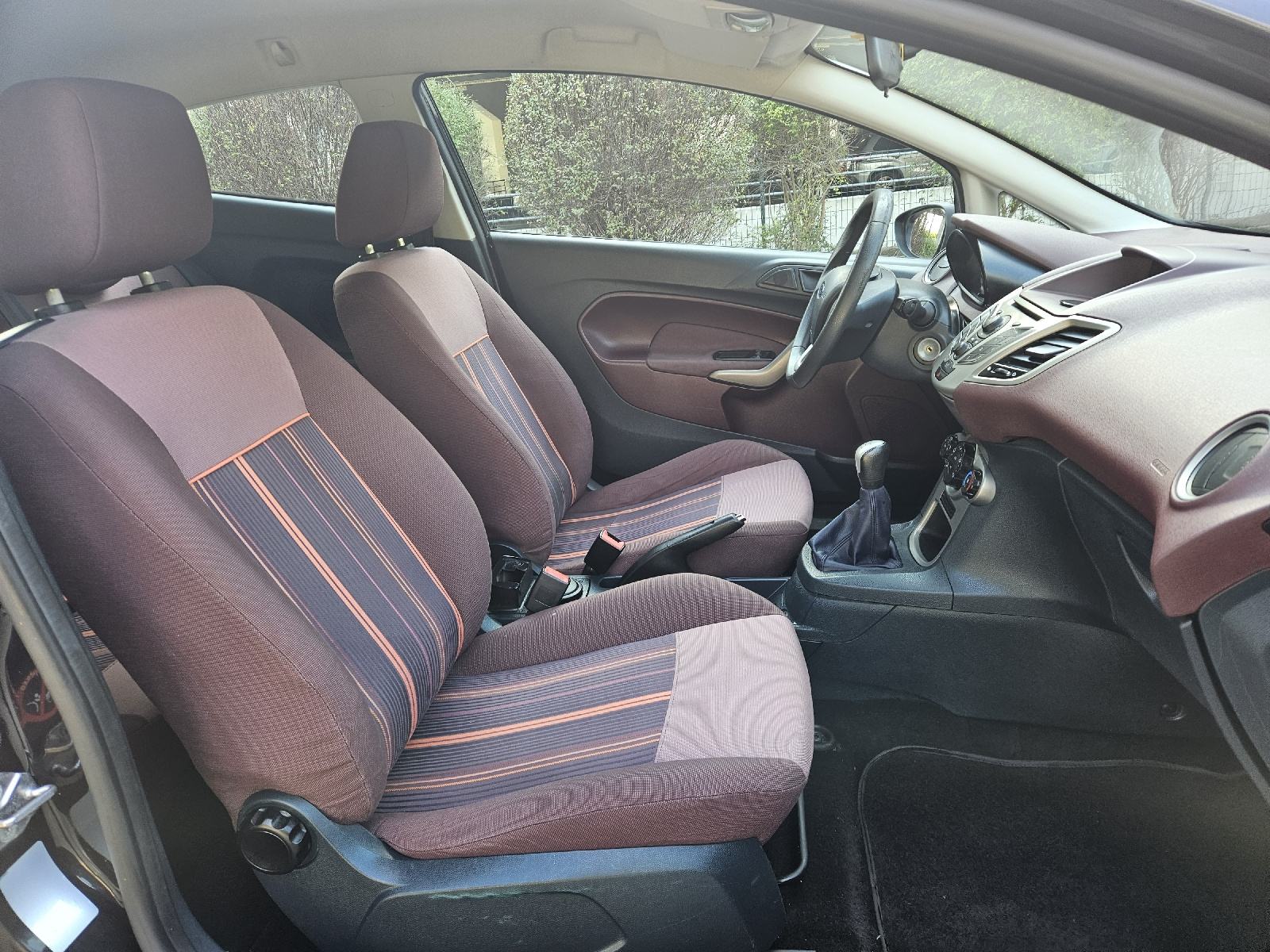 Ford Fiesta 1,6 tdci, fotografija 18