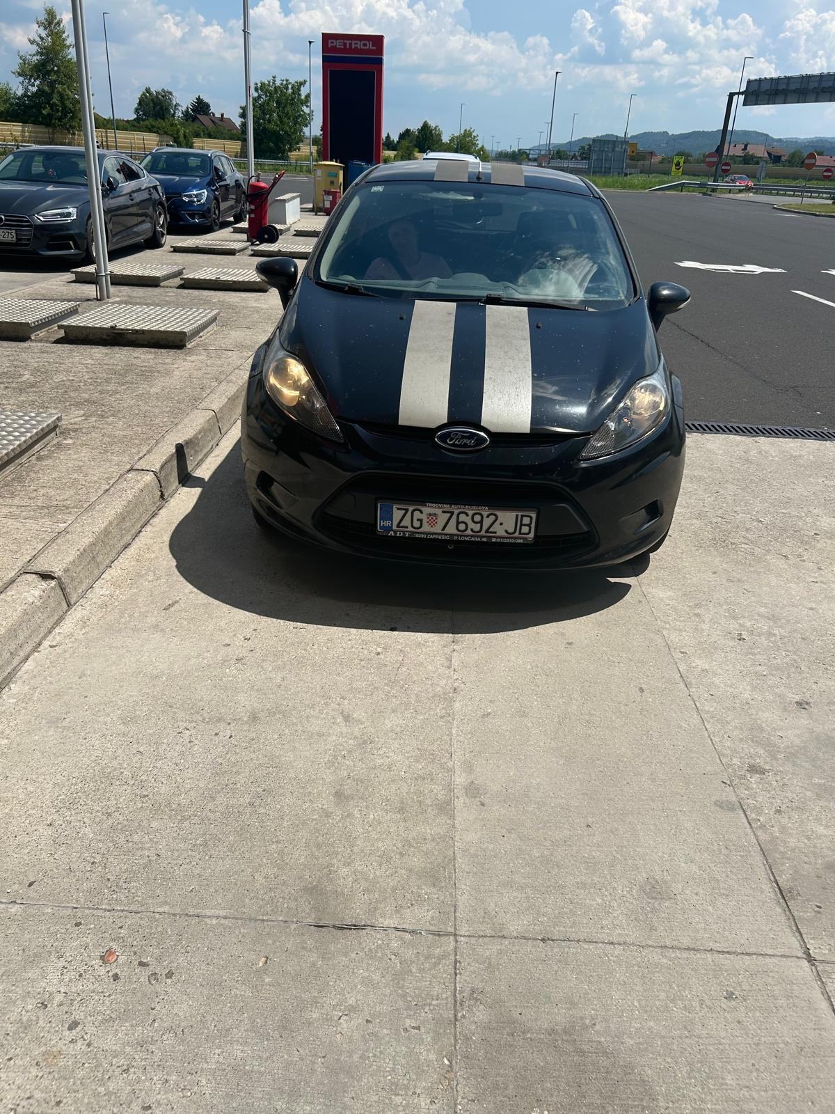 Ford Fiesta 1,6 tdci, pogled izvana - slika 1