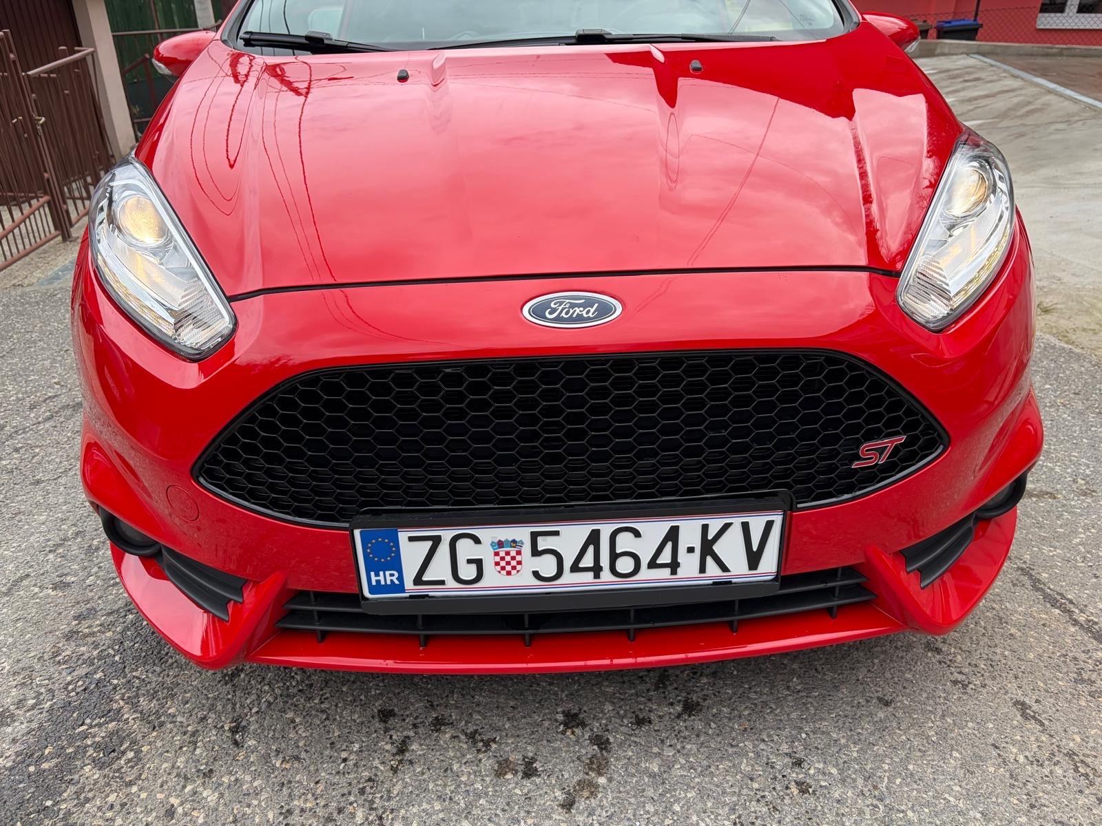 Ford Fiesta ST, fotografija 3