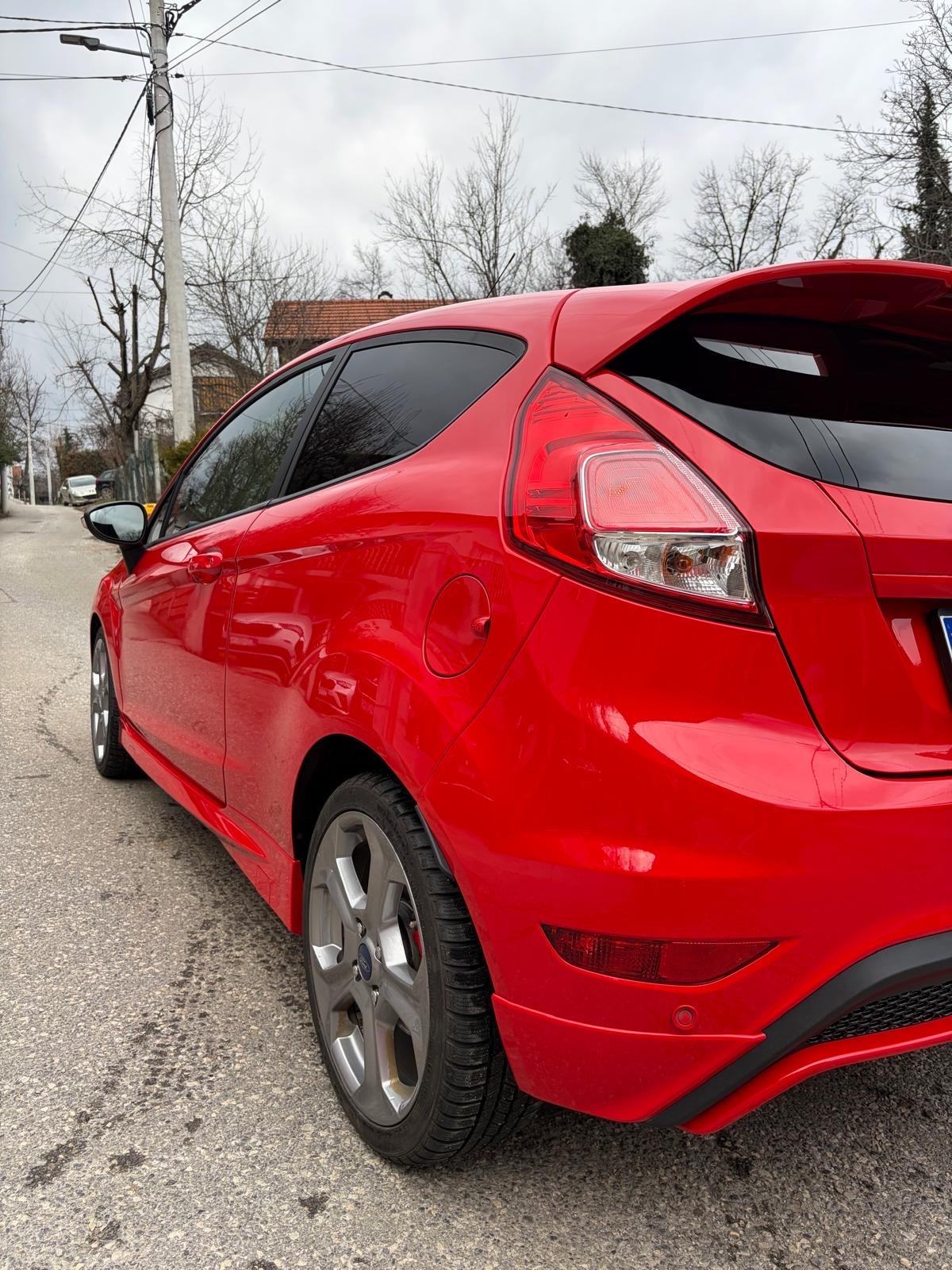 Ford Fiesta ST, fotografija 4