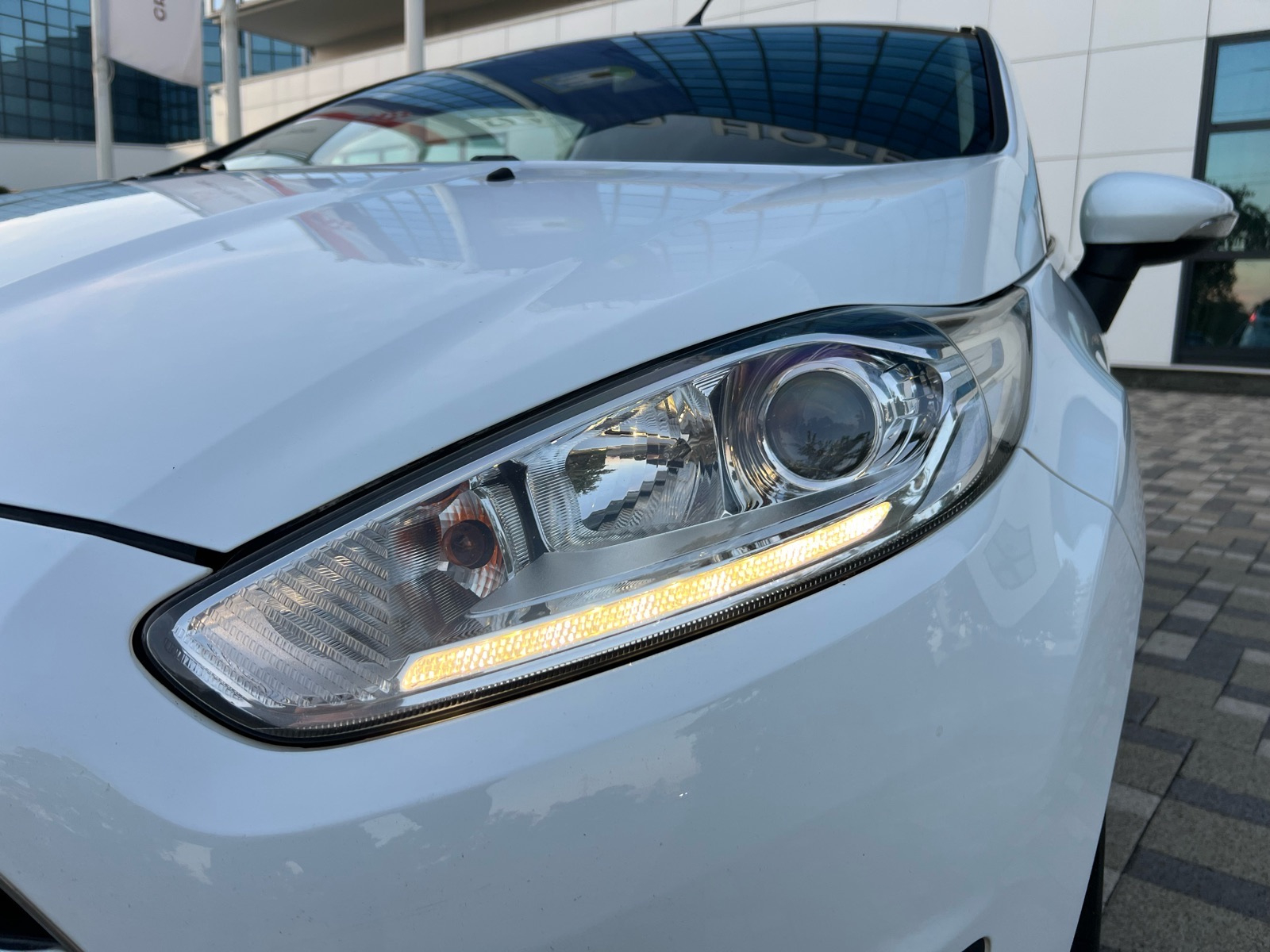 ** FORD FIESTA **TITANIUM ** LED**ALU 15 **MAGLENKE**ECOBOOST**, fotografija 11