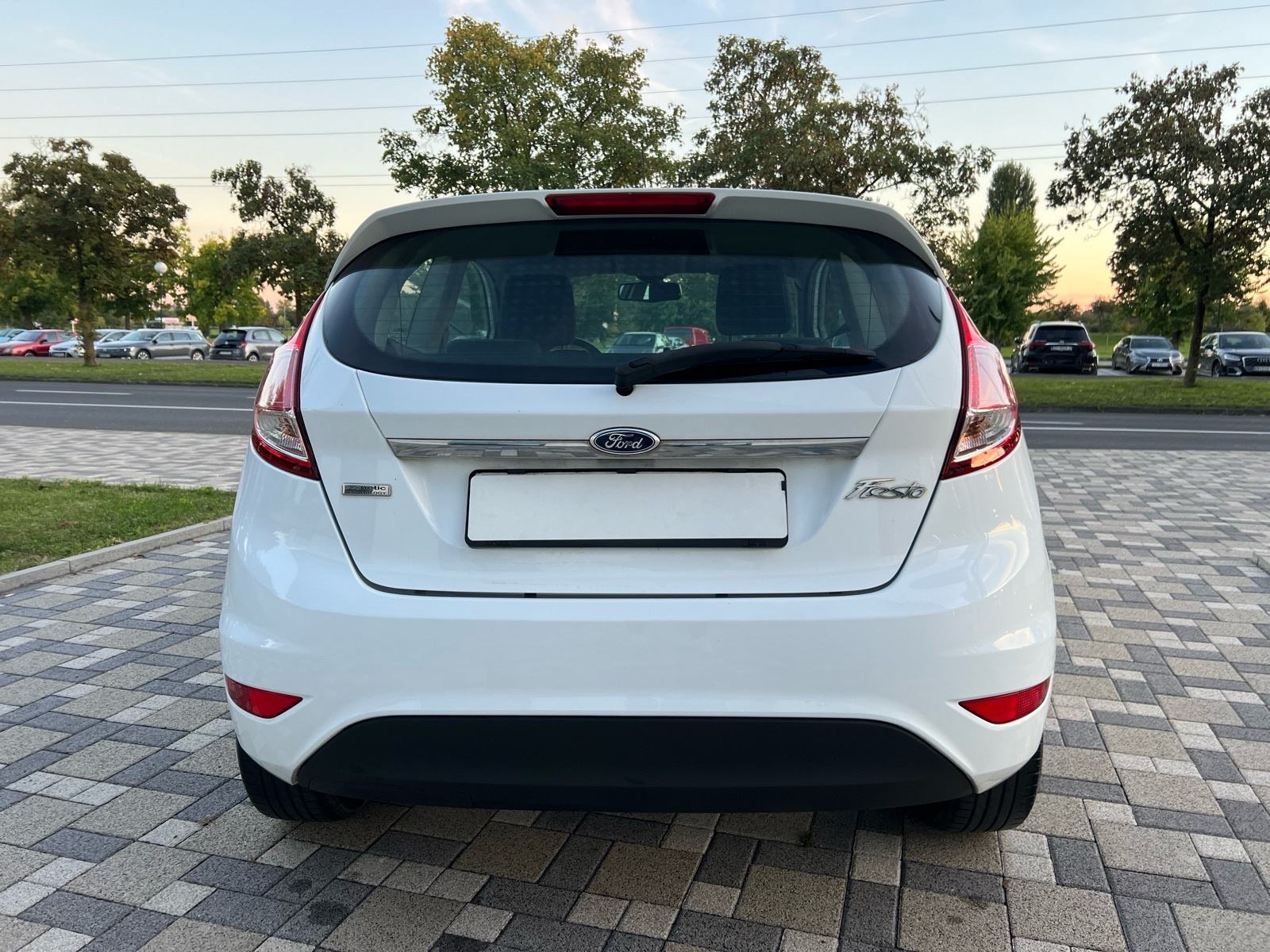 ** FORD FIESTA **TITANIUM ** LED**ALU 15 **MAGLENKE**ECOBOOST**, fotografija 5
