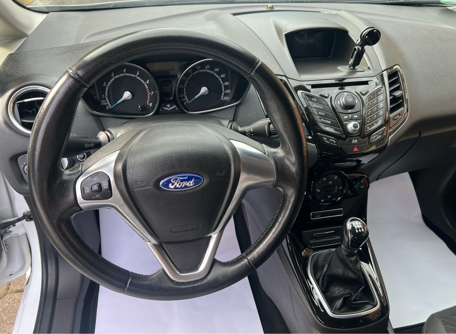 ** FORD FIESTA **TITANIUM ** LED**ALU 15 **MAGLENKE**ECOBOOST**, fotografija 14