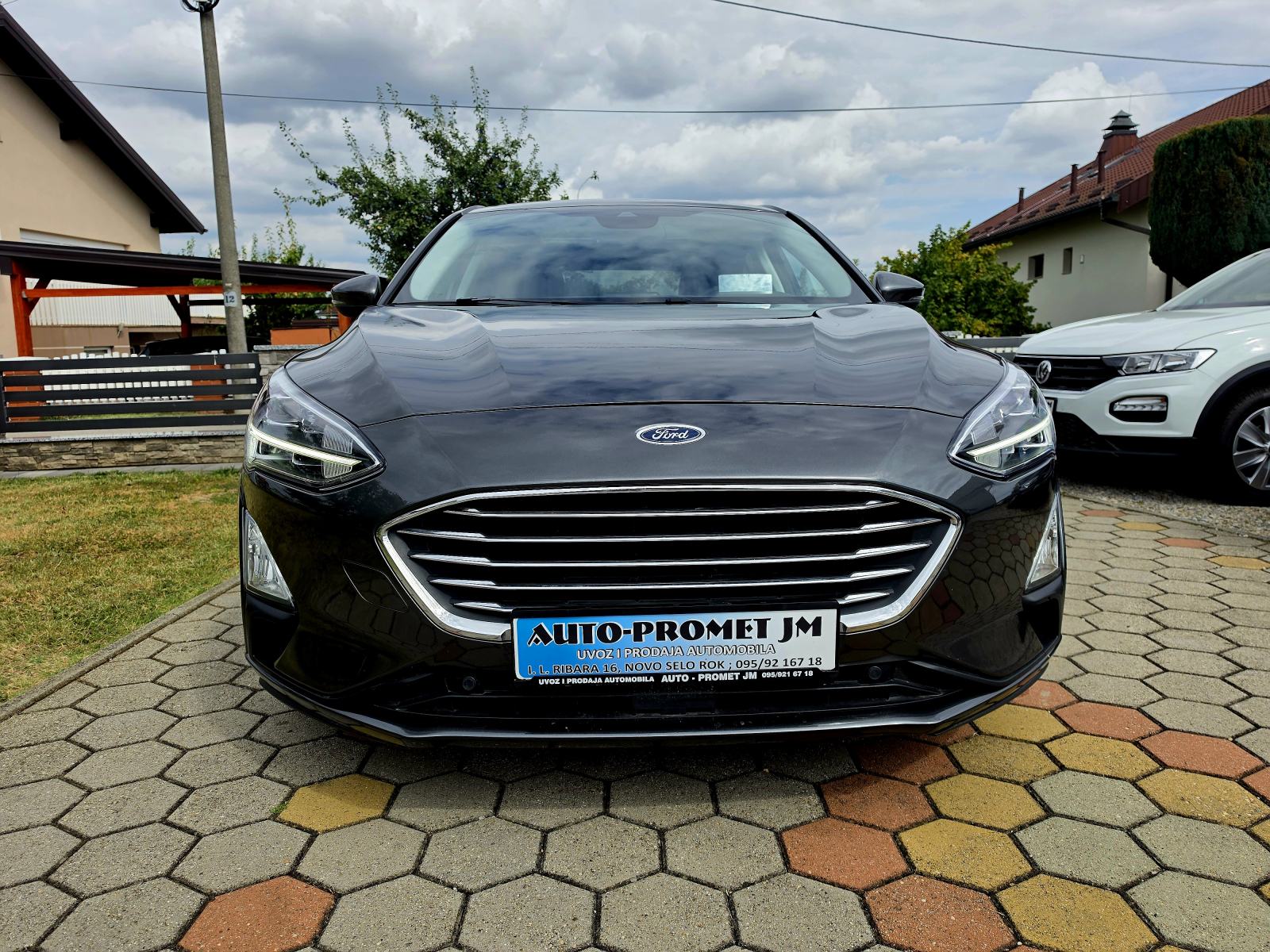 Ford Focus 1,0 BENZIN,,ODLIČAN,,PANORANA,,85999KM, fotografija 7