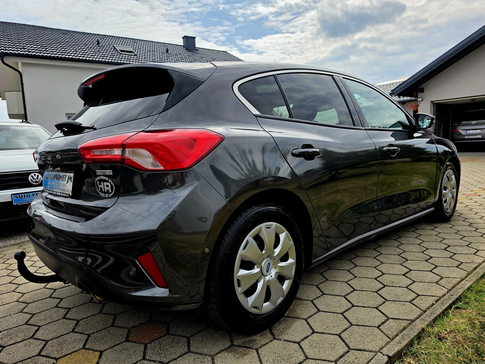 Ford Focus 1,0 BENZIN,,ODLIČAN,,PANORANA,,85999KM, fotografija 6