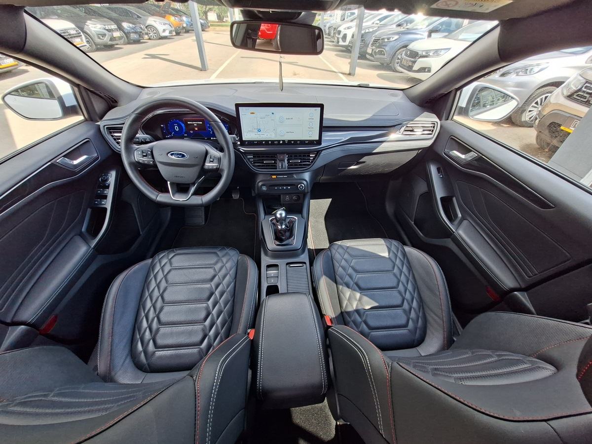 Ford Focus 1,0 EcoBoost mHEV ***VIGNALE***SPECIJALNA VERZIJA***, fotografija 12