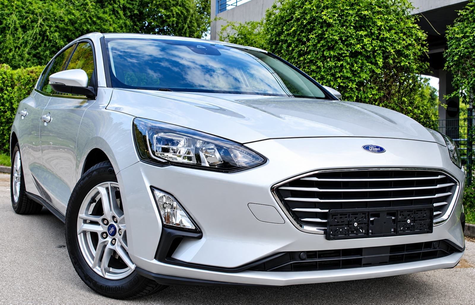 FOCUS 1.0 ECOBOOST*NAVI*ESP*ALU*SERVISNA KNJIGA*NOVE GUME*REG.10/2027G, fotografija 1