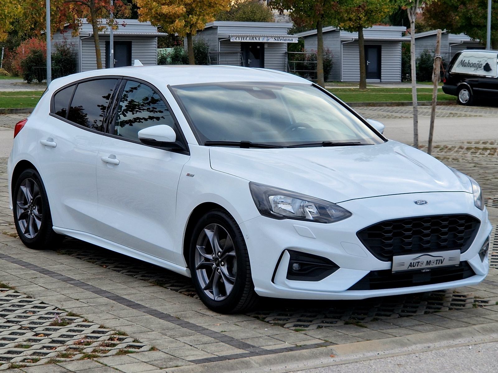 FORD FOCUS 1.0 ECOBOOST ST-LINE - *1.VLASNIK-BOGATA OPREMA-ATRAKTIVAN*, fotografija 4