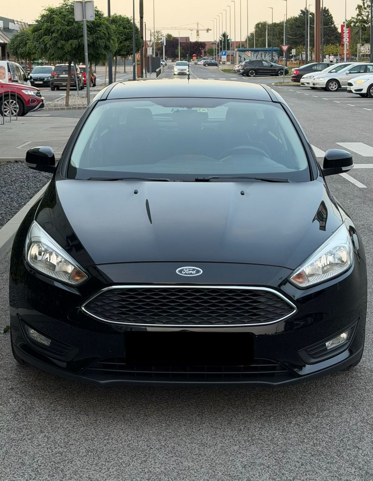 FORD FOCUS 1.0 GTDi HR AUTO SERVISNA !! REGAN GOD DANA, fotografija 3