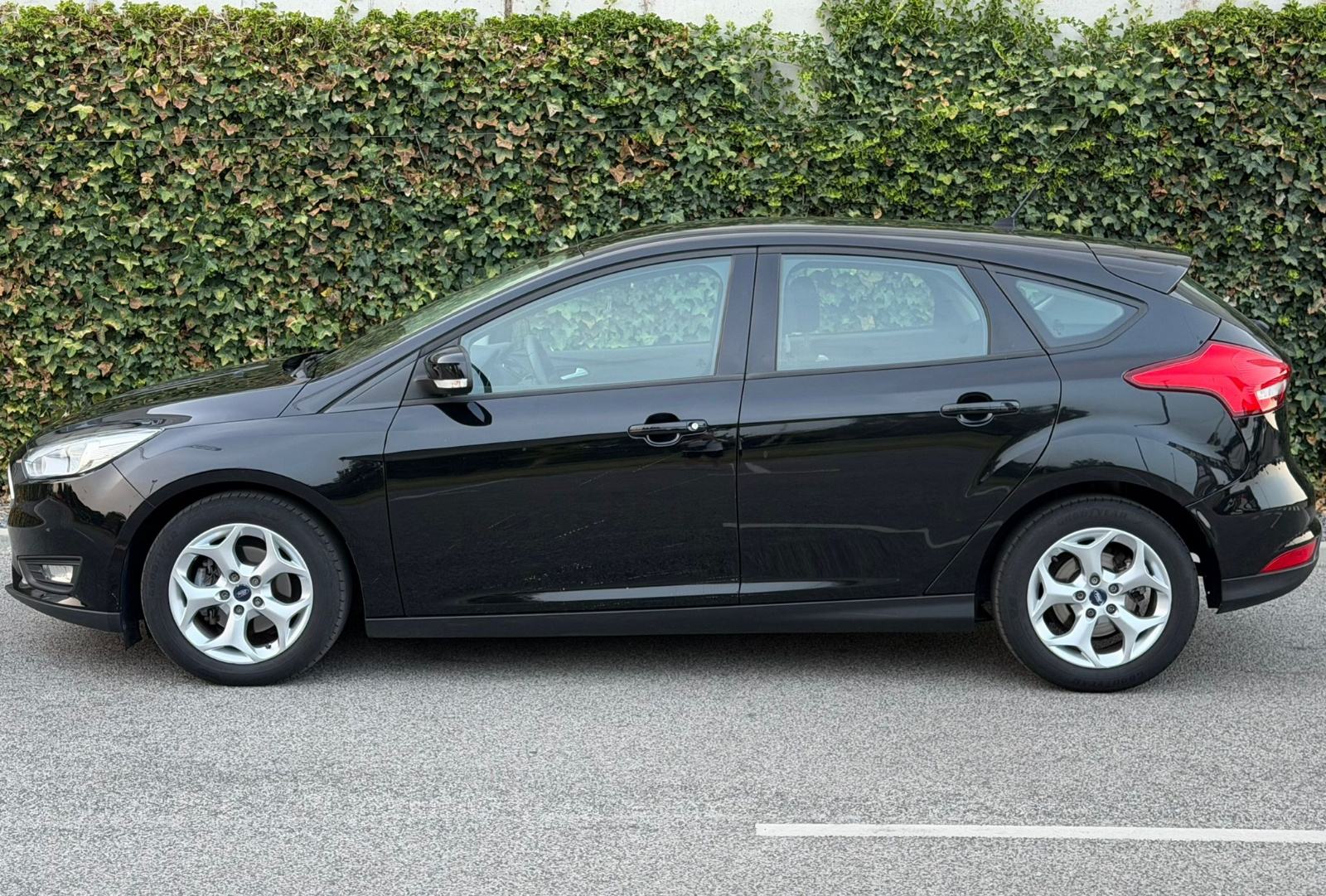 FORD FOCUS 1.0 GTDi HR AUTO SERVISNA !! REGAN GOD DANA, fotografija 6