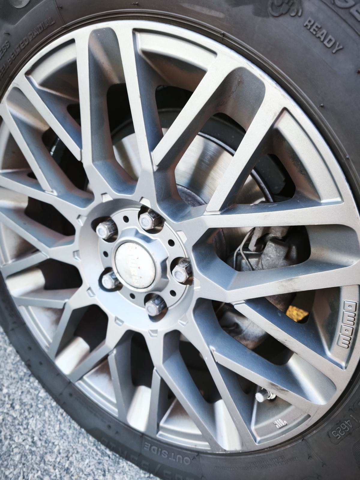 Ford Focus 1,0 GTDi, reg. do 4/2027, nove ljetne gume, veliki servis, fotografija 4