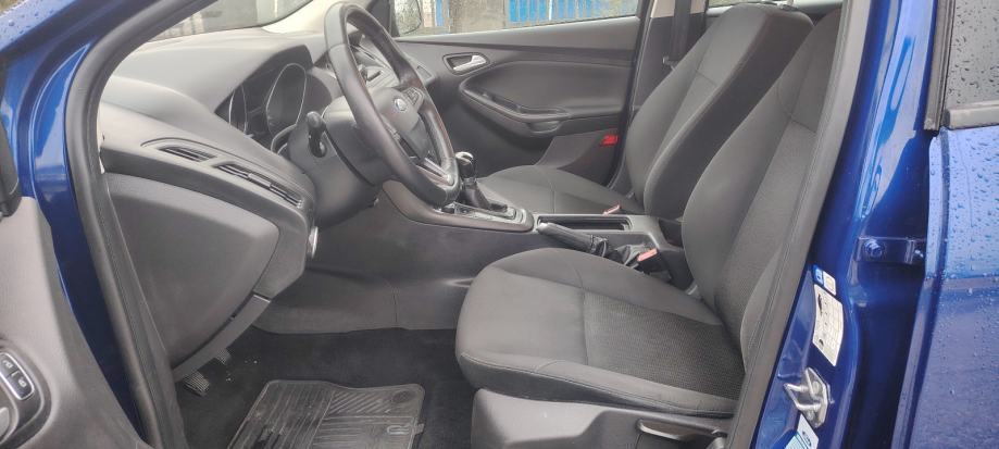 Ford Focus 1,0 GTDi, fotografija 12