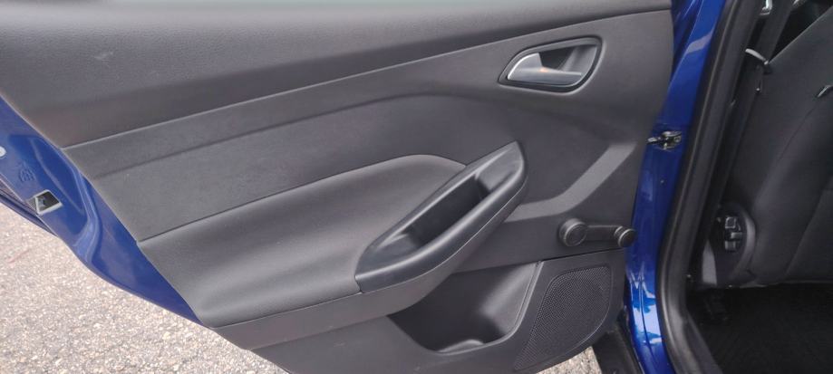 Ford Focus 1,0 GTDi, fotografija 7