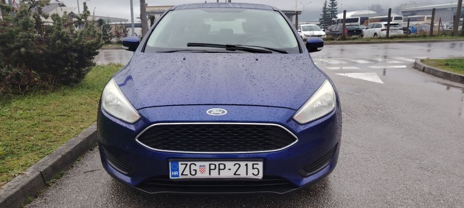 Ford Focus 1,0 GTDi, fotografija 2