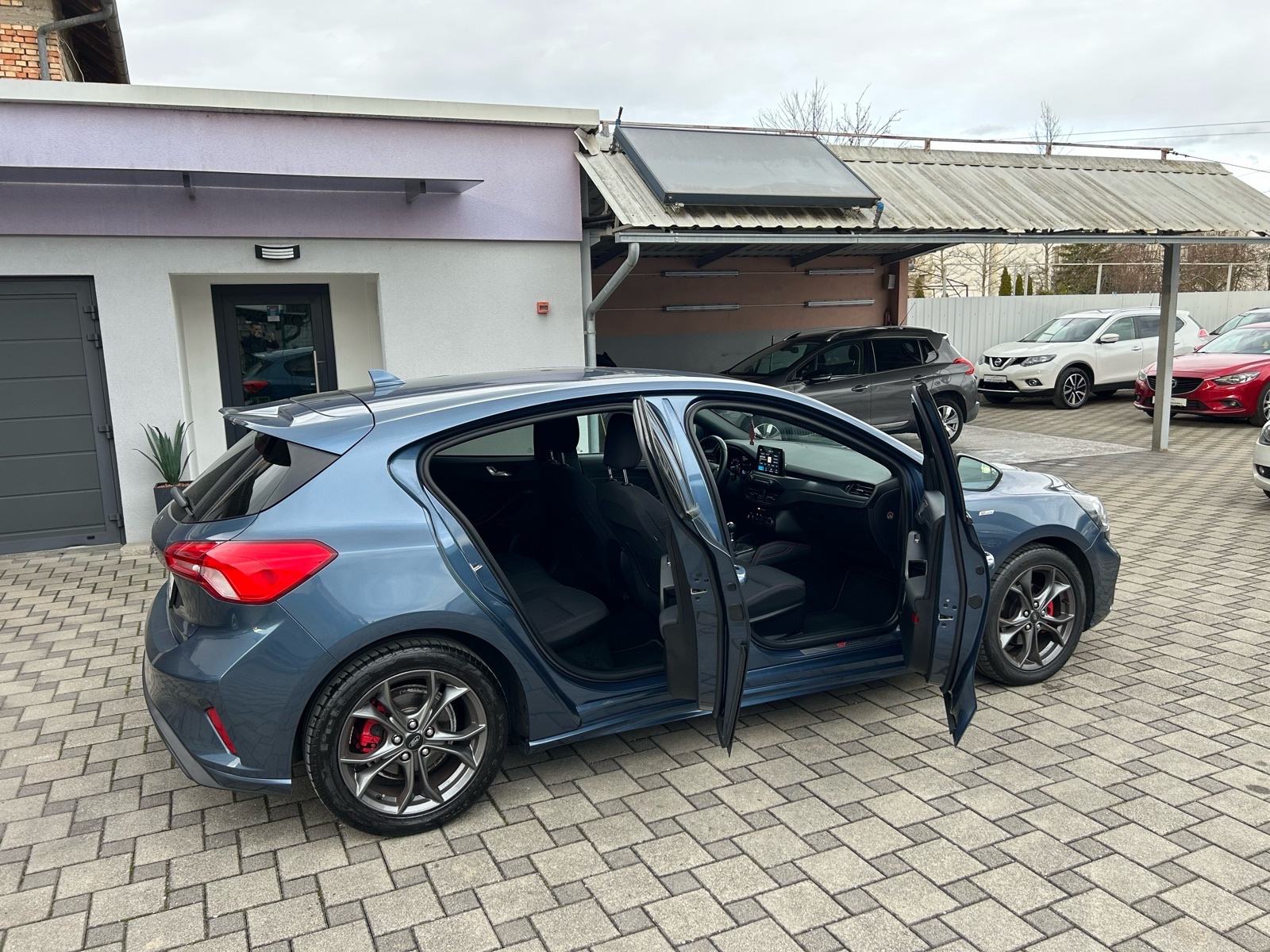 Ford Focus 1,0 GTDi St-line, fotografija 13