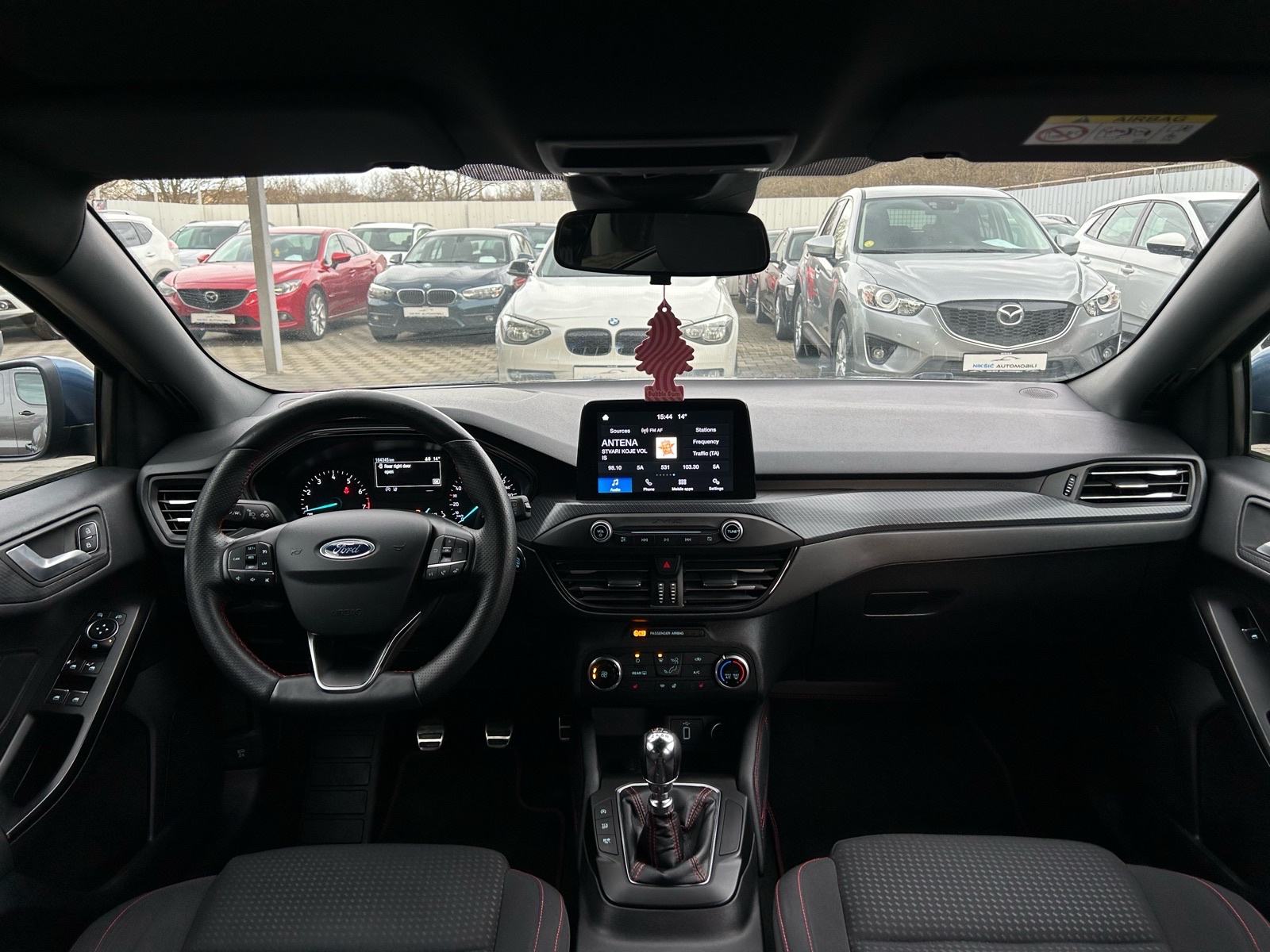 Ford Focus 1,0 GTDi St-line, fotografija 17