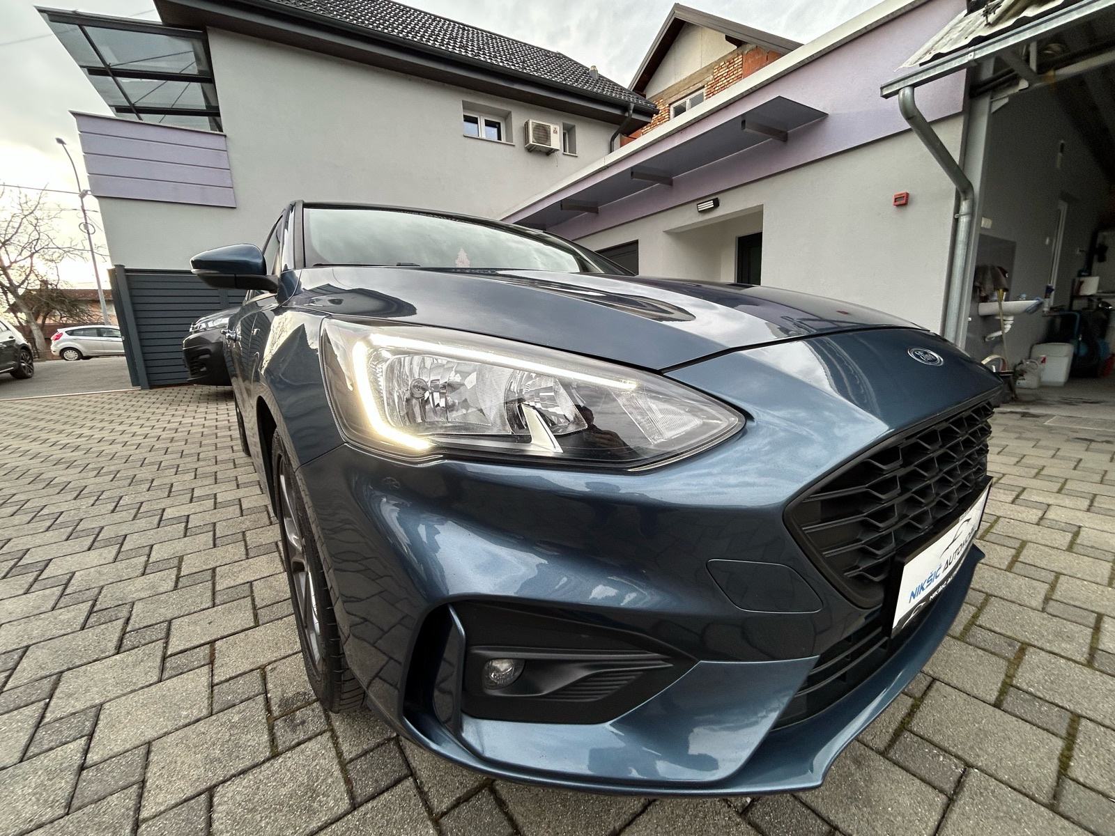 Ford Focus 1,0 GTDi St-line, fotografija 18