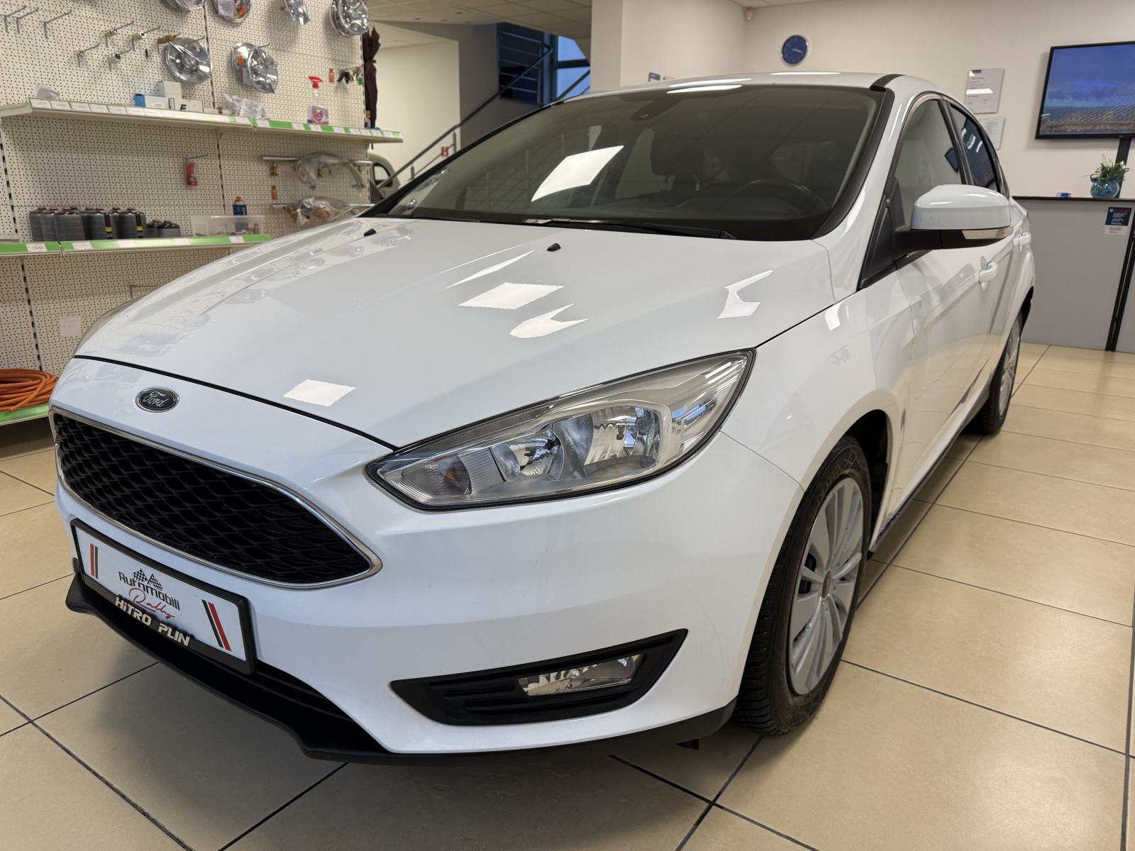 Ford Focus 1,0, fotografija 2