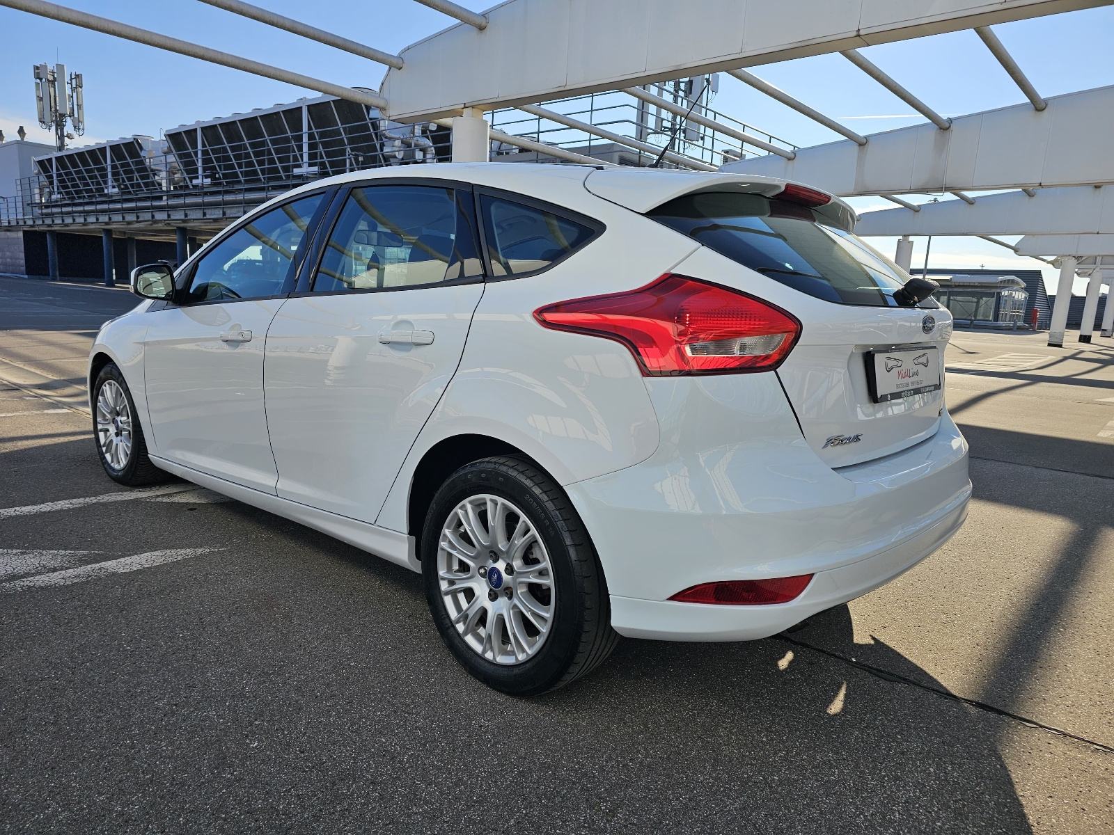 Ford Focus 1,0, fotografija 4