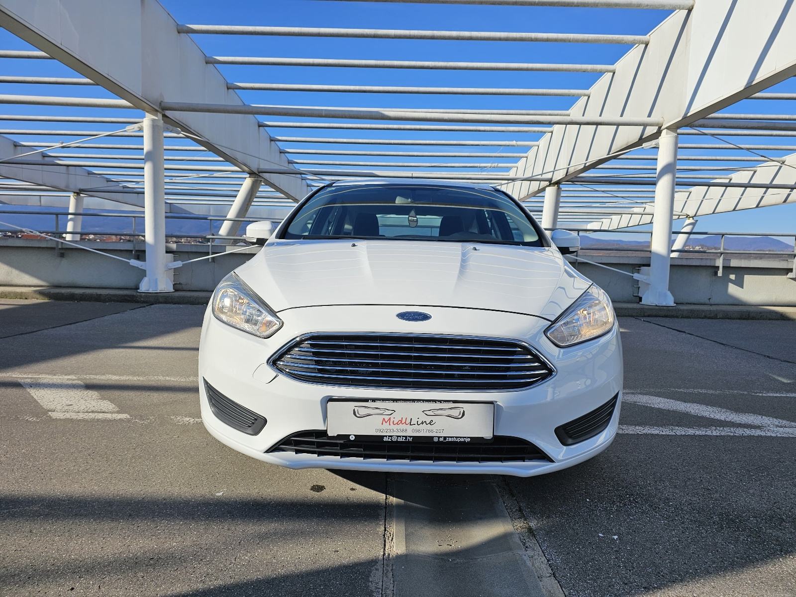 Ford Focus 1,0, fotografija 5
