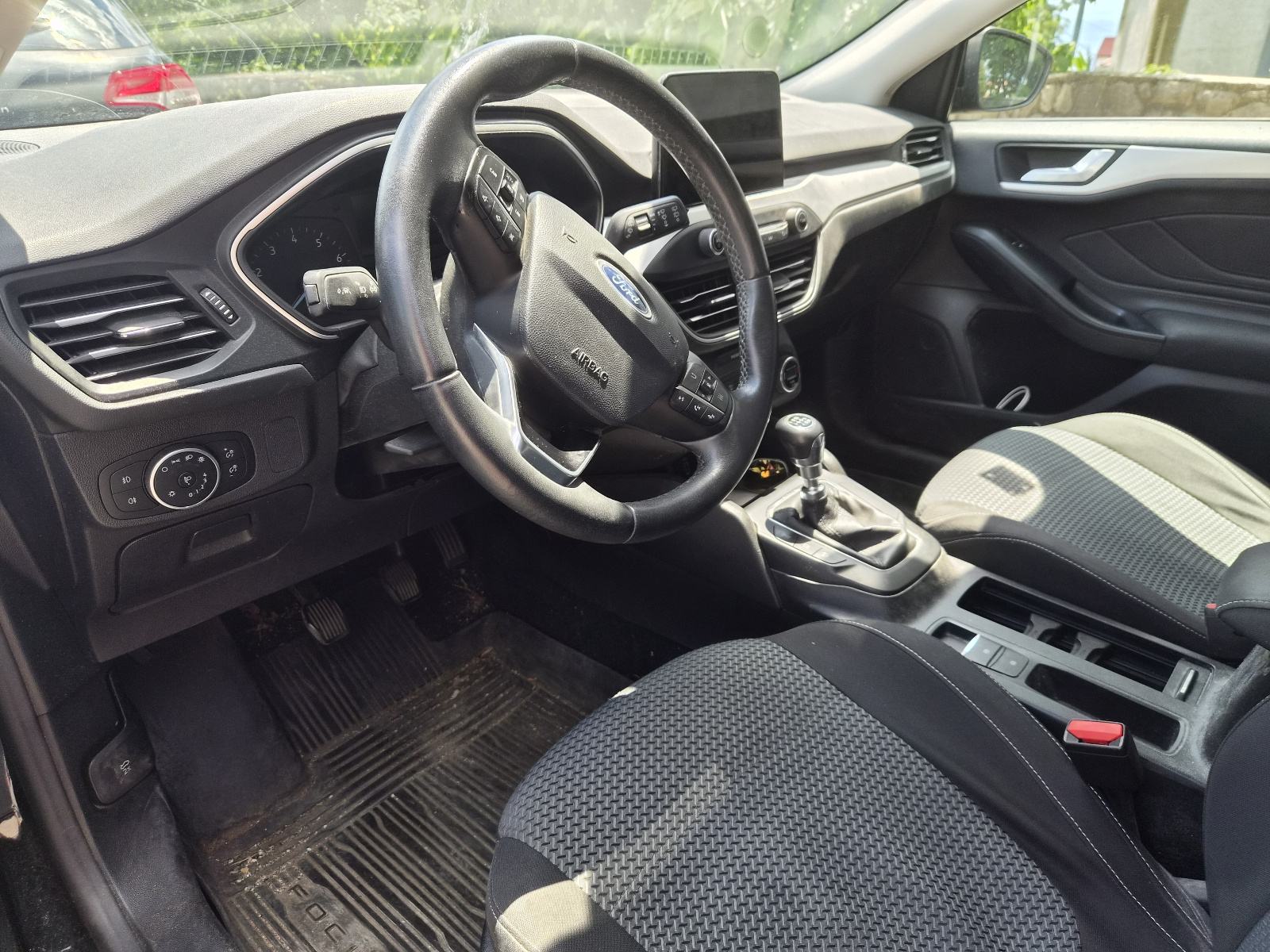 Ford Focus 1,0, fotografija 5