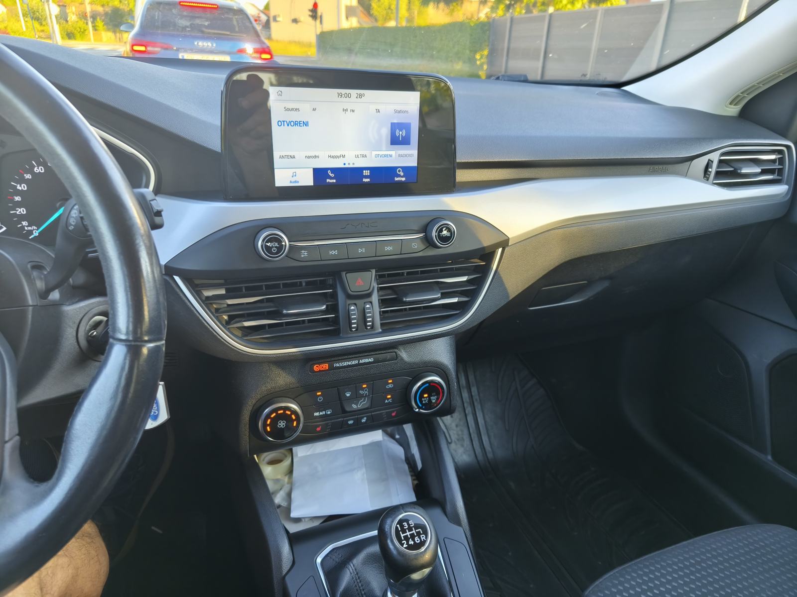 Ford Focus 1,0, pogled izvana - slika 3