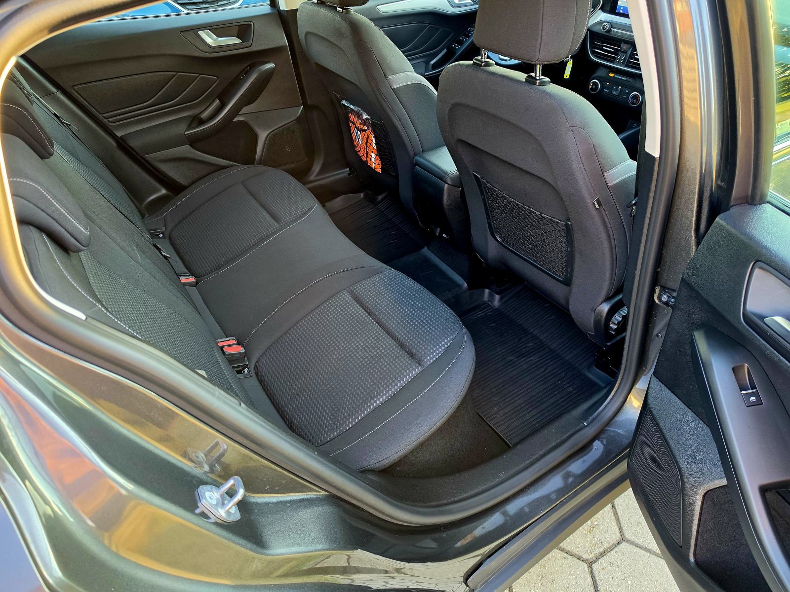 Ford Focus 1,5 DIESEL,ODLIČAN,,SERVISNA,,112472KM, fotografija 16