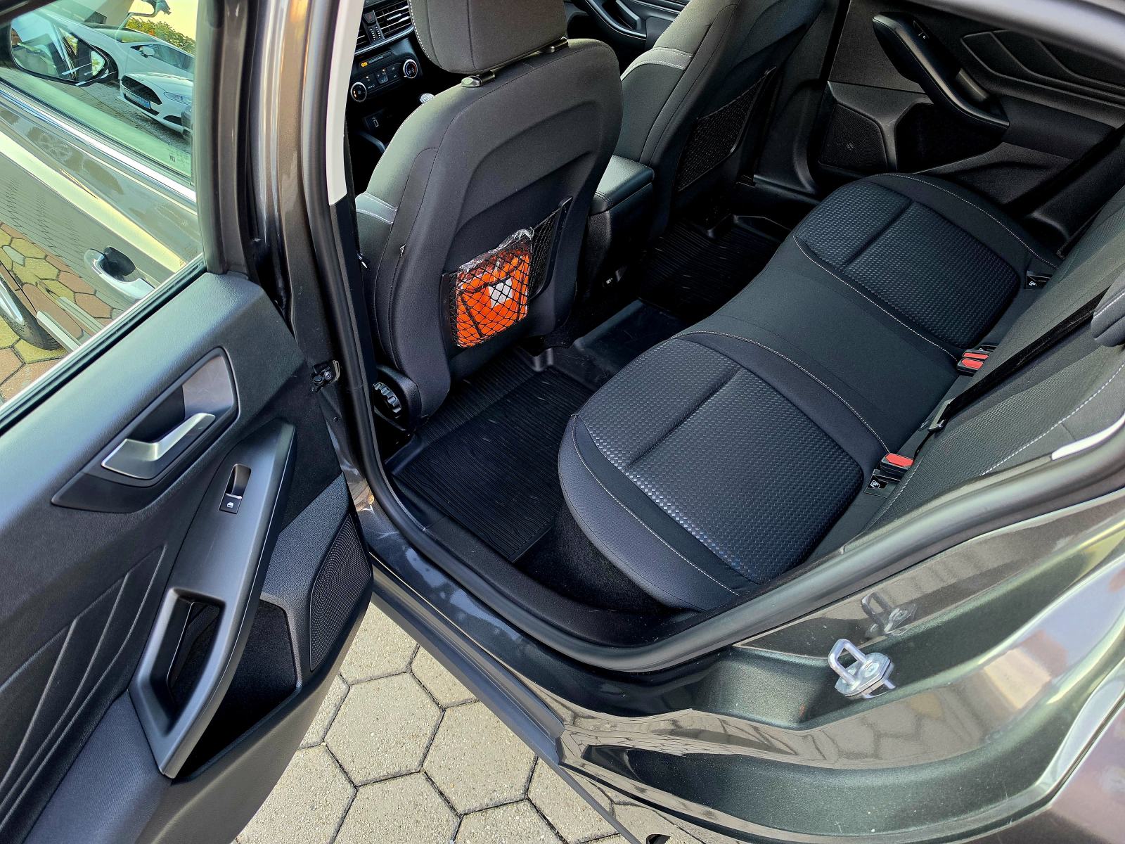 Ford Focus 1,5 DIESEL,ODLIČAN,,SERVISNA,,112472KM, fotografija 14