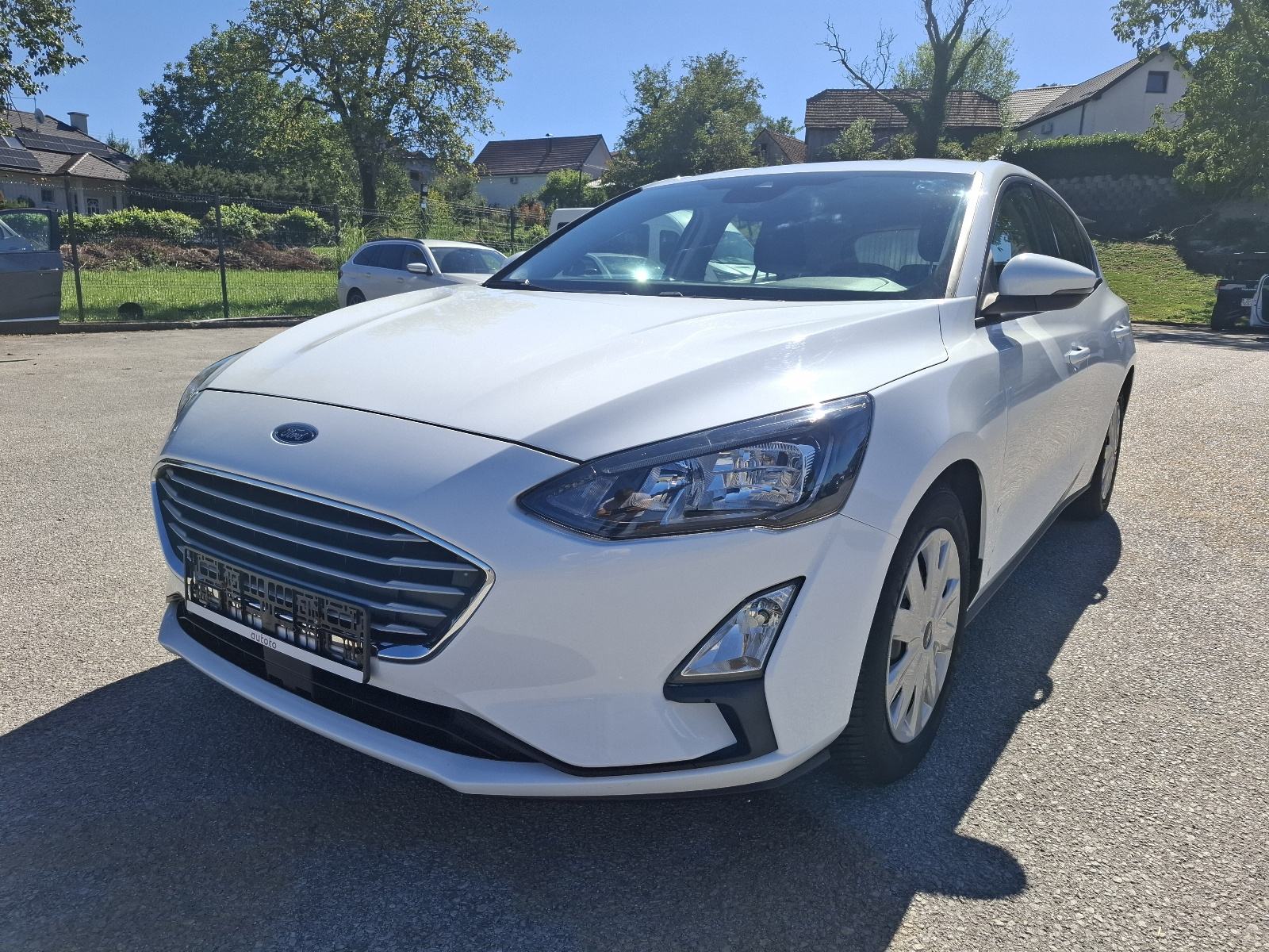 Ford Focus 1,5 EcoBlue-AUT KLIMA-PARK SENZORI-HR AUTO-SERVISNA KNJIGA, fotografija 1