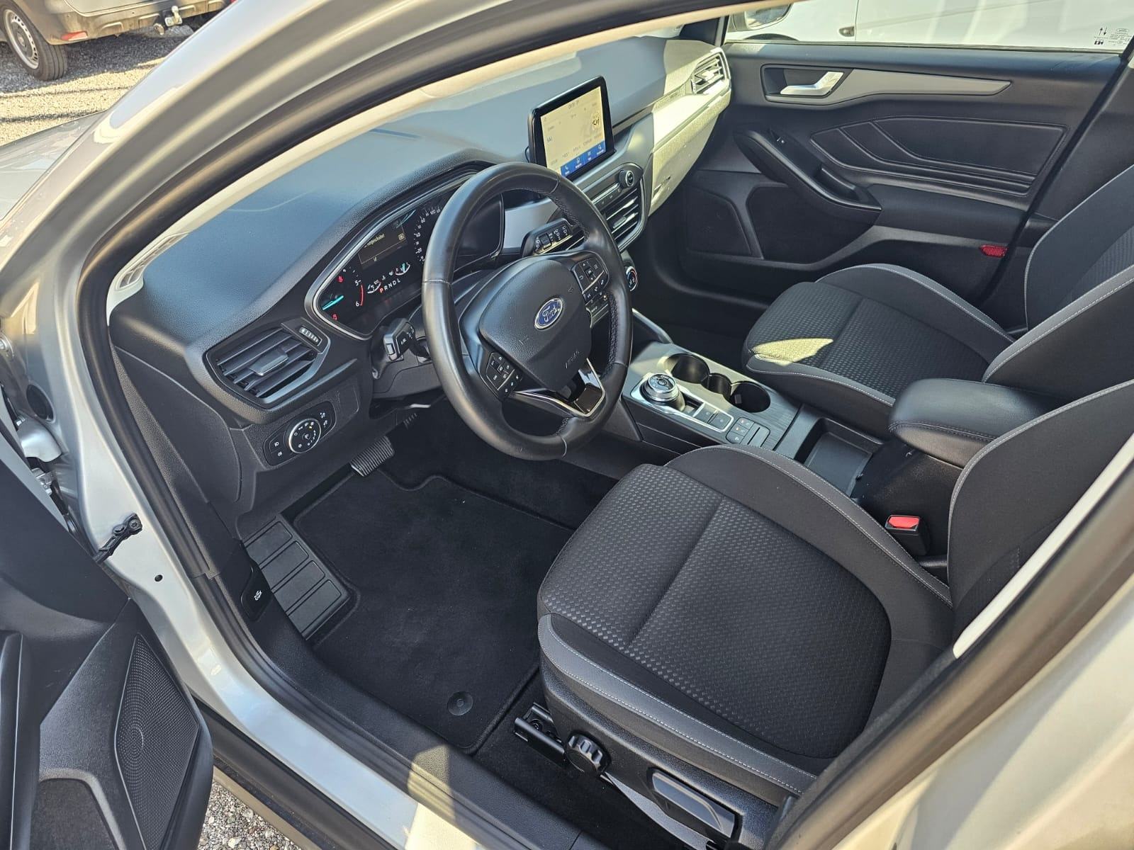 Ford Focus 1,5 EcoBlue automatik, fotografija 14
