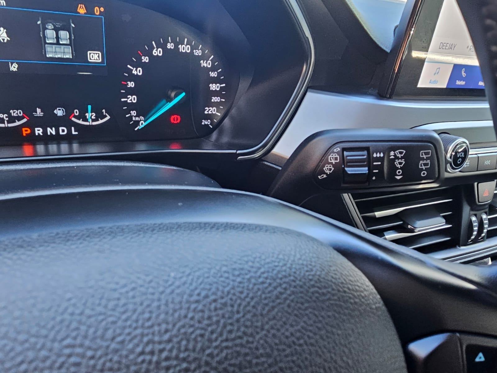 Ford Focus 1,5 EcoBlue automatik, fotografija 15