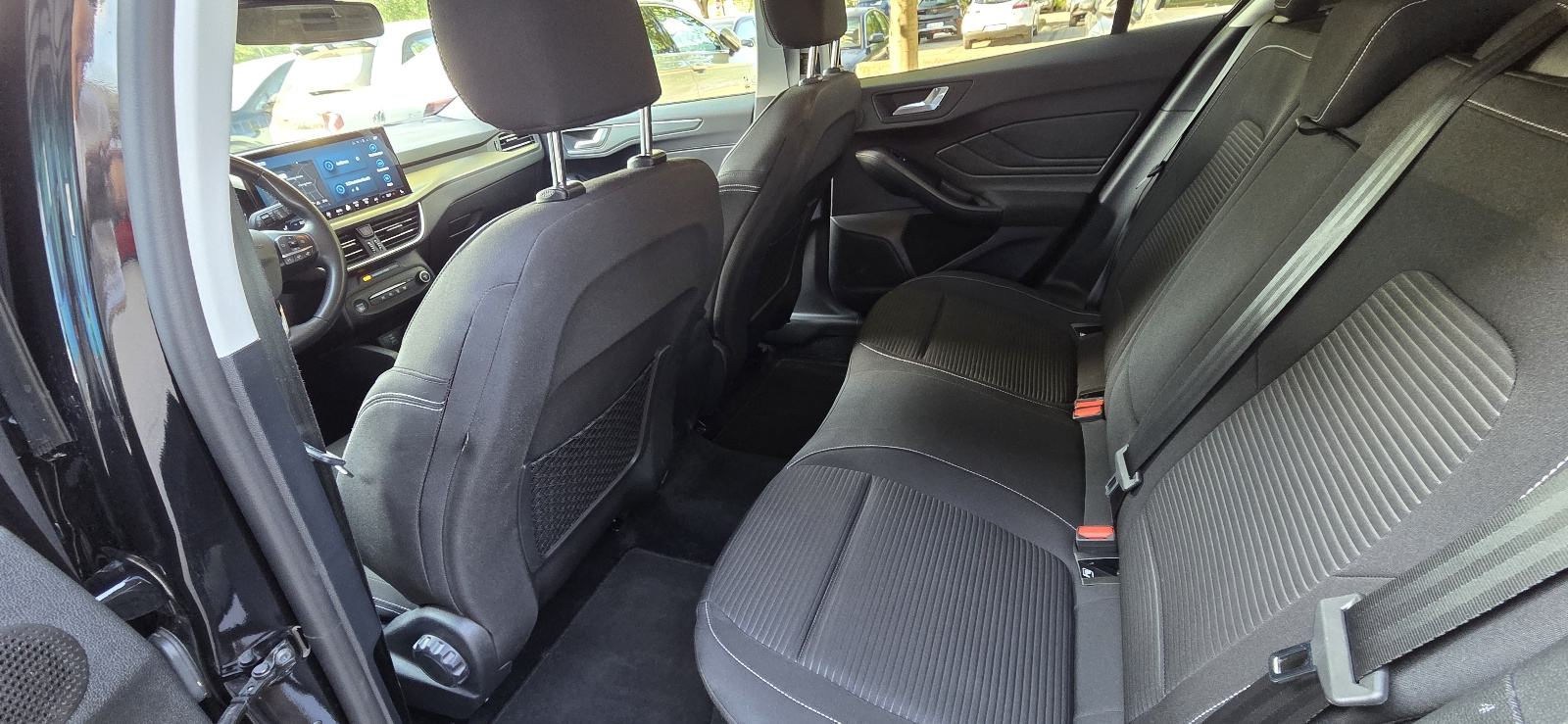 Ford Focus 1,5 EcoBlue automatik Dizel FULL, fotografija 12
