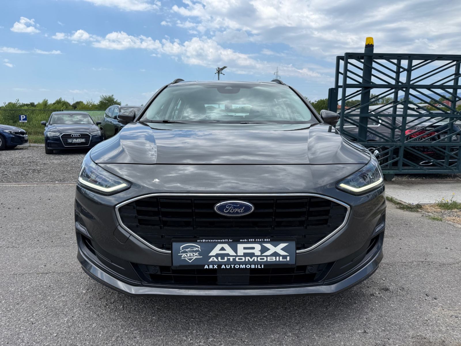 Ford Focus 1.5 EcoBlue °NAVI°TEMOPMAT°LED SVJETLA°LEASING BEZ UČEŠĆA°, fotografija 2