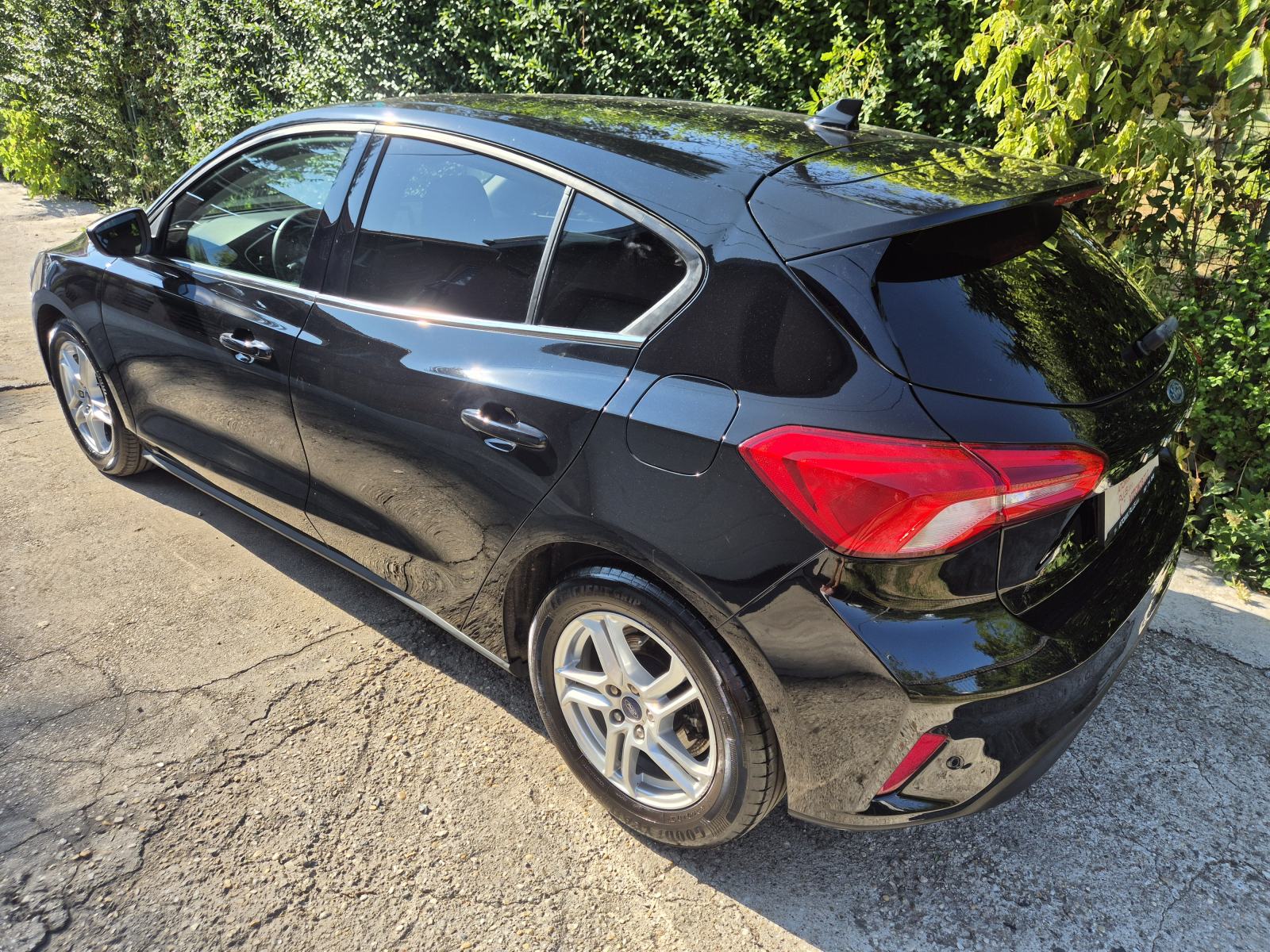 Ford Focus 1.5 EcoBlue TITANIUM*KAMERA*SENZORI*KEYLESS GO*JAMSTVO, fotografija 8