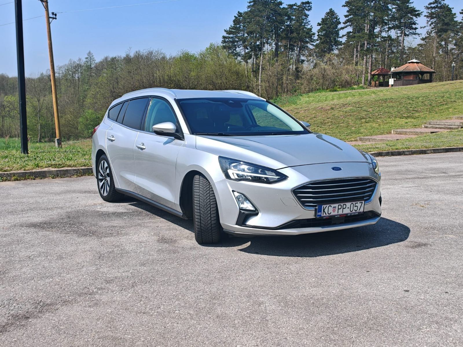 Ford Focus 1,5 EcoBlue Titanium, fotografija 3