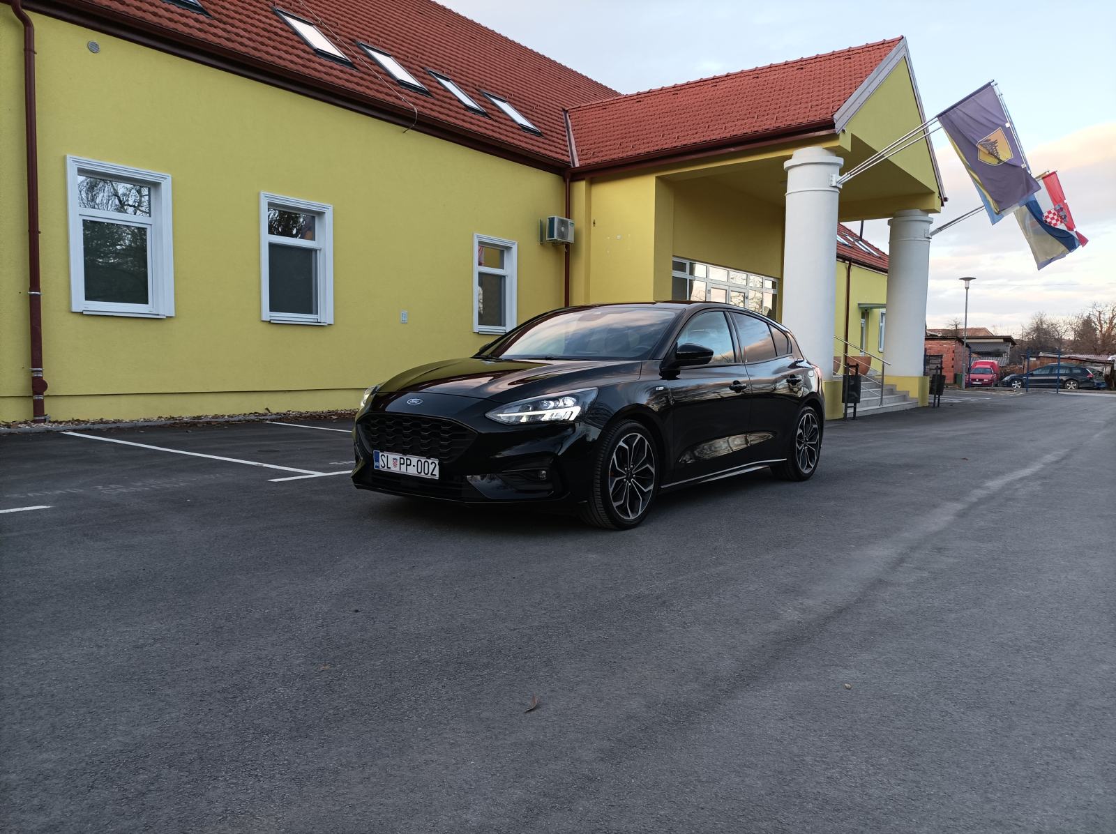 Ford Focus ST-Line 1.5 TDCi, fotografija 12