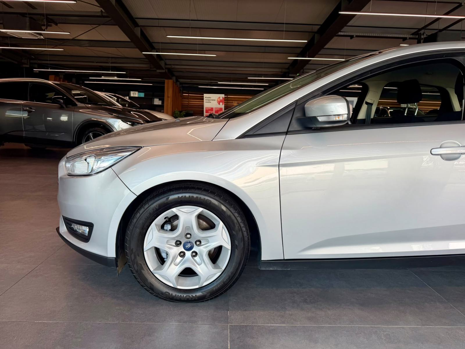 Ford Focus 1,5 TDCI NAVIGACIJA • KLIMA • LEASING RATA VEĆ OD: 205,00€, fotografija 11