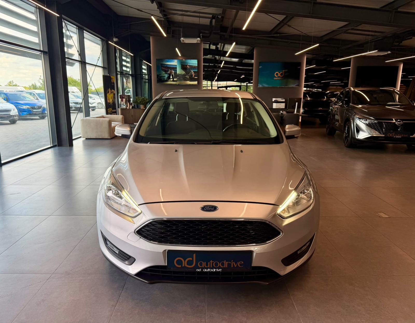 Ford Focus 1,5 TDCI NAVIGACIJA • KLIMA • LEASING RATA VEĆ OD: 205,00€, fotografija 3
