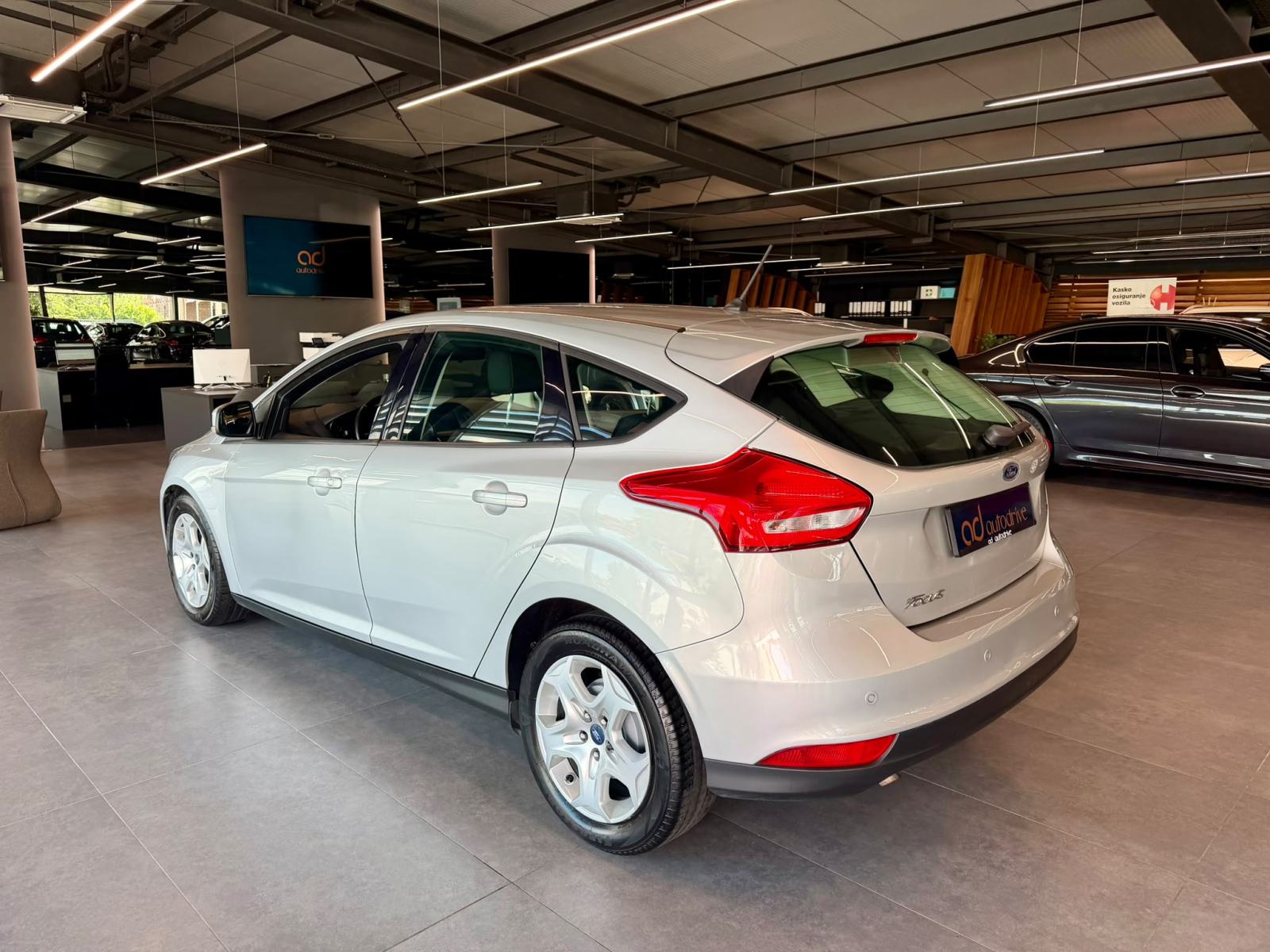 Ford Focus 1,5 TDCI NAVIGACIJA • KLIMA • LEASING RATA VEĆ OD: 205,00€, fotografija 5
