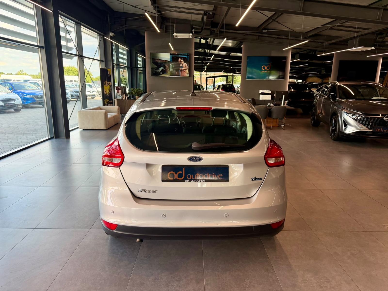 Ford Focus 1,5 TDCI NAVIGACIJA • KLIMA • LEASING RATA VEĆ OD: 205,00€, fotografija 6