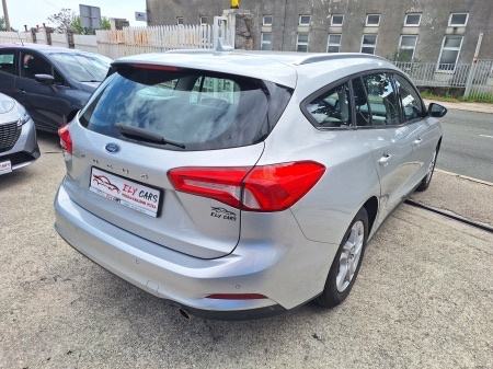 Ford Focus 1,5 TDCi 120KS ‼️136.000 Km.(NAVI.P.SENZORI)AKCIJA, fotografija 5