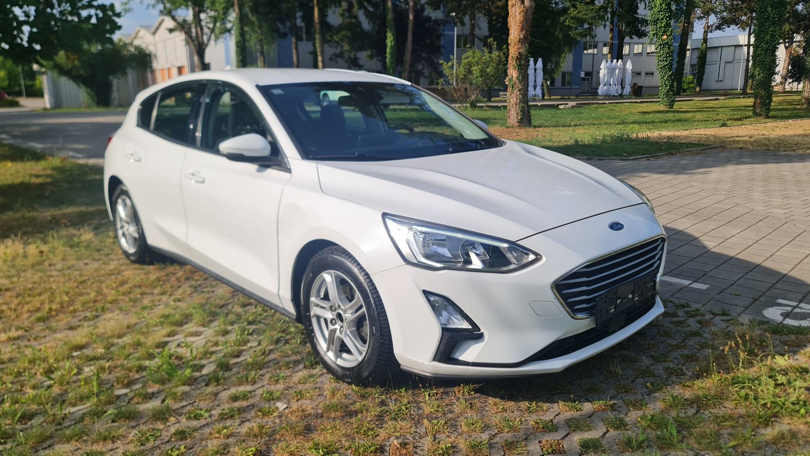 Ford Focus 1,5 TDCi Business 120 KS, 2019., 122.800 km, HR auto, fotografija 2