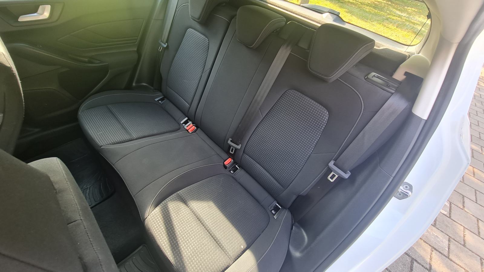 Ford Focus 1,5 TDCi Business 120 KS, 2019., 122.800 km, HR auto, fotografija 11
